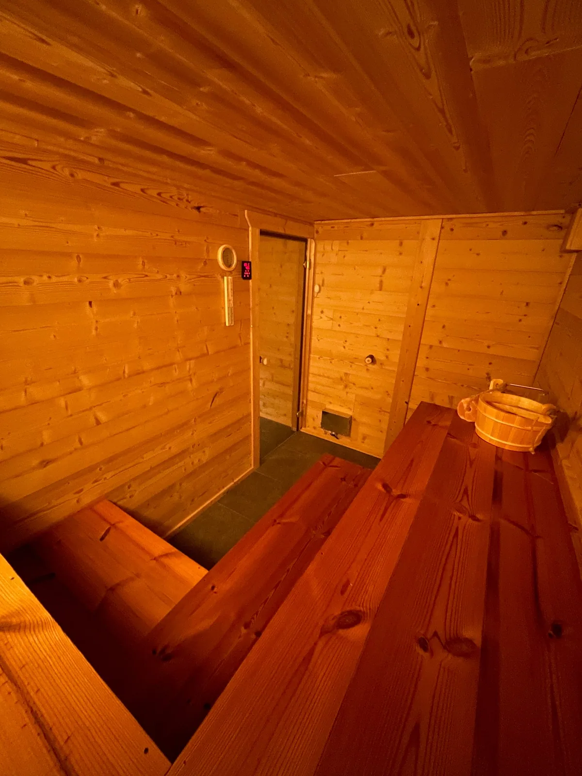 Chalet des Loups, photo 5 of 23