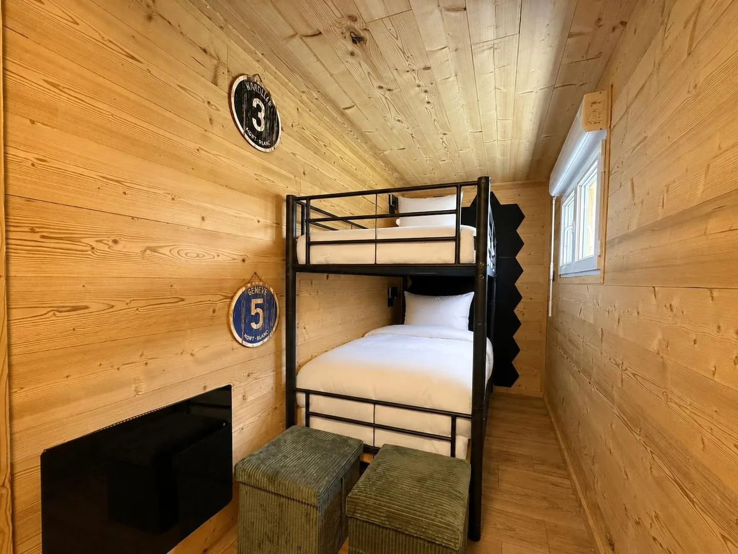 Dormitorio familiar con literas en el Grand Chalet Isard