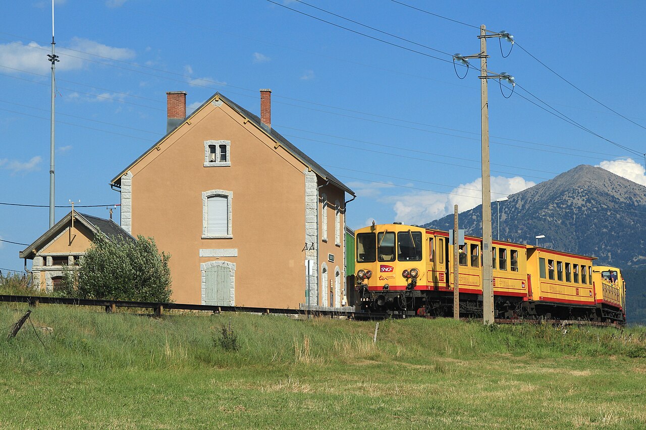 Train Jaune at Bolquère–Eyne railway station in summer